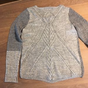 The Limited Outback sweater women’s size M